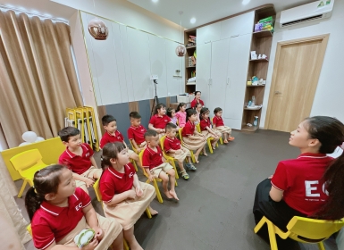 TRẢI NGHIỆM PHƯƠNG PHÁP TOÁN TƯ DUY CHUẨN QUỐC TẾ TẠI ECI VIỆT NAM