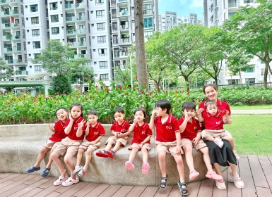 TRẺ HAY HỎI “VÌ SAO?”: CÁCH NUÔI DƯỠNG TƯ DUY KHÁM PHÁ VÀ KHẢ NĂNG TỰ TÌM CÂU TRẢ LỜI